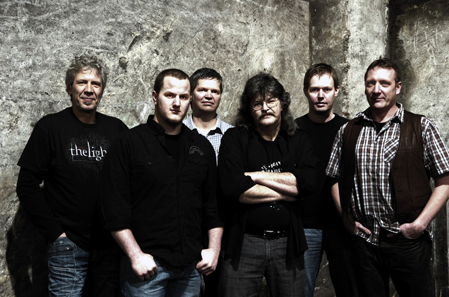 Gruppenfoto der Jordan Wells Band